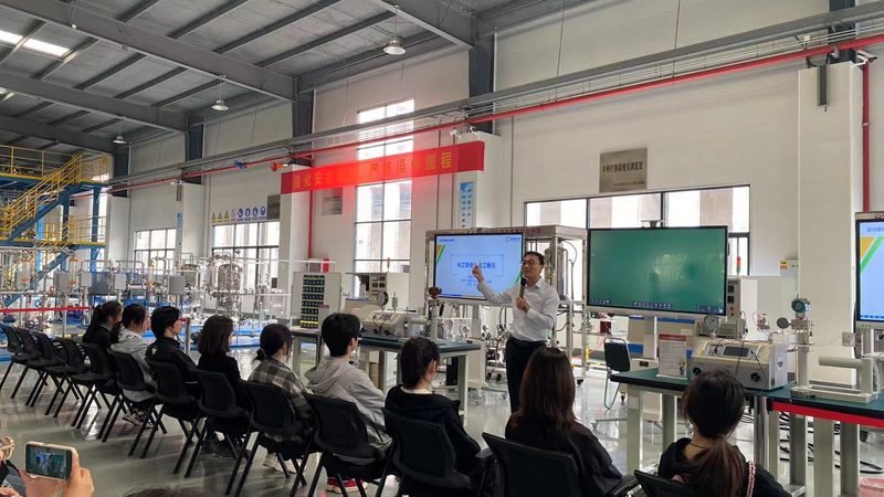 改性塑料抗老化性能：关键指标与选择指南**